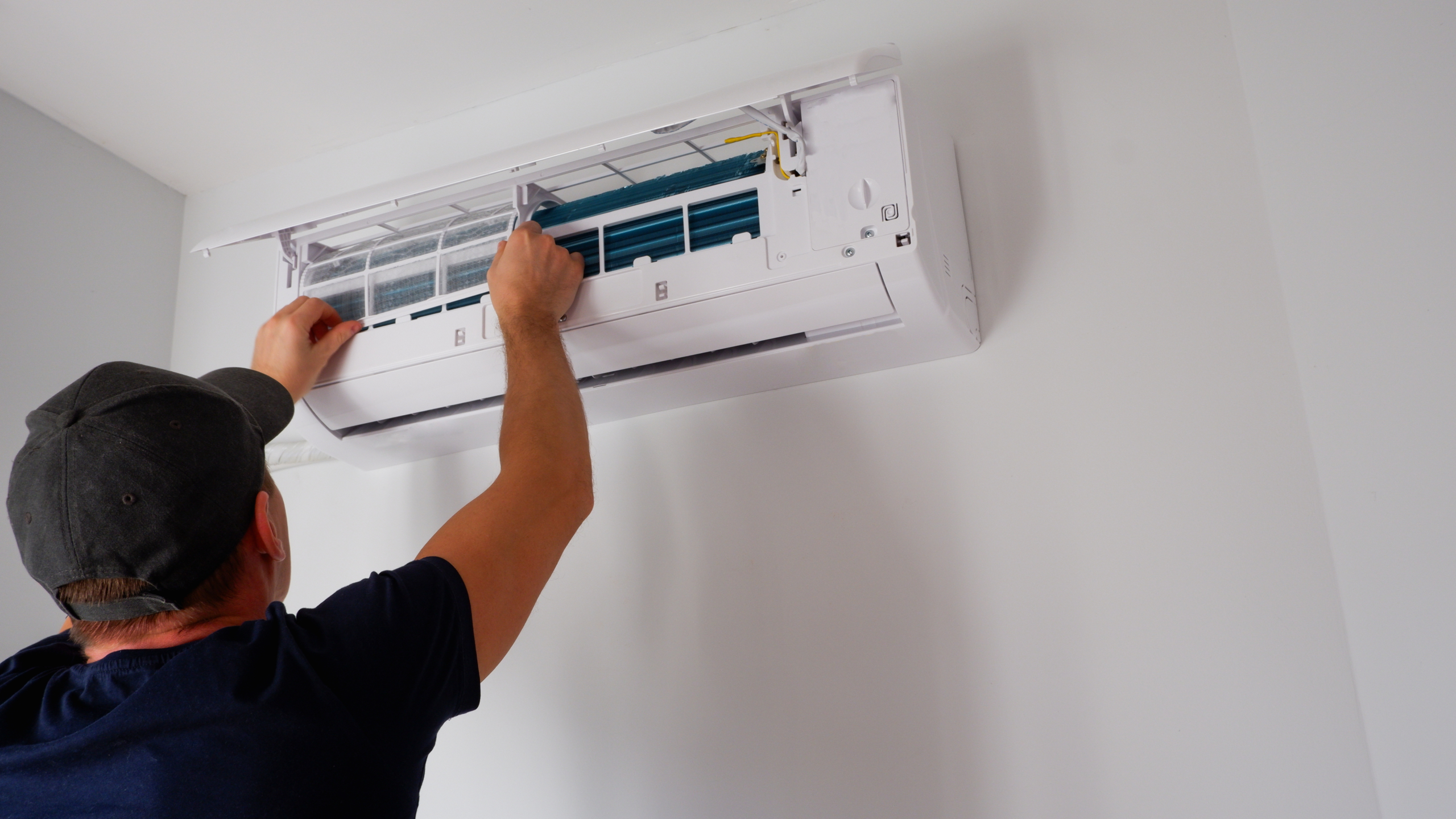 Été en toute sérénité : comment entretenir votre système de climatisation en Charente-Maritime