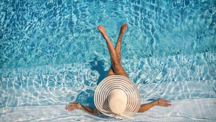 Pompe à chaleur pour piscine : prolongez la saison de baignade à La Rochelle et Royan