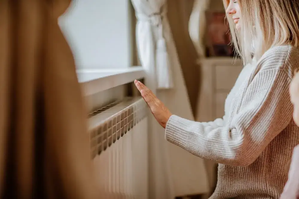 Électricité en hausse : l’impact réel sur votre chauffage cet hiver, et comment le limiter